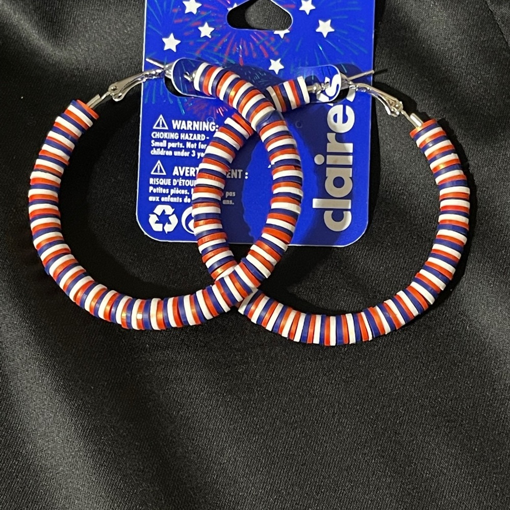 NWT Earrings- Claire’s Blue white red color BOX2